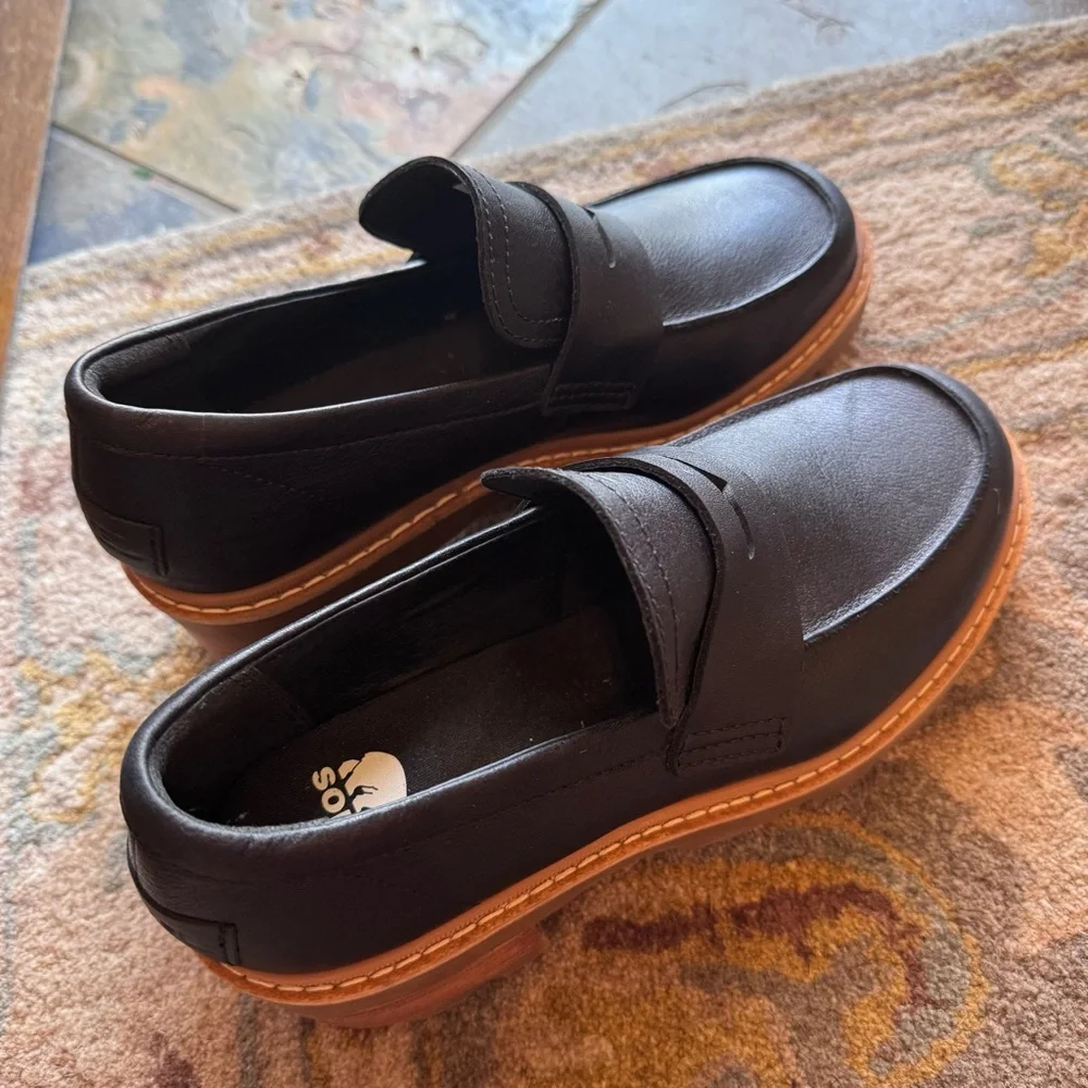 🦋Sorel Women's Black Chunky Joan Now City Leather Penny Loafers🦋 - Picture 8 of 11